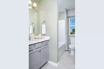 5222 Wyes Oak Lane, Charlotte, NC 28269 - Photo 12