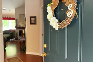 433 19th Ave Ct NE, Hickory, NC 28601 - Photo 2