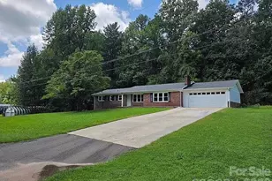 3828 Stroupe St, Morganton, NC 28655 - Photo 2