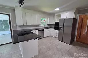 3828 Stroupe St, Morganton, NC 28655 - Photo 6