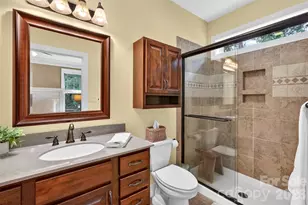 70 King Heights Dr, Fletcher, NC 28732 - Photo 34