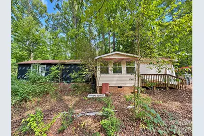 4235 Eagle Chase Drive, Charlotte, NC 28216 - Photo 2