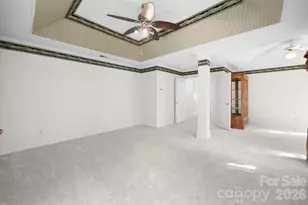 11623 Fox Hill Dr, Charlotte, NC 28269 - Photo 18