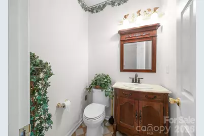11623 Fox Hill Drive, Charlotte, NC 28269 - Photo 16