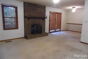 1453 Marshbrooke Ln, Catawba, NC 28609 - Photo 12