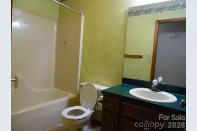 1453 Marshbrooke Lane, Catawba, NC 28609 - Photo 14