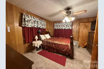 17 Hill Street, Great Falls, SC 29055 - Photo 16