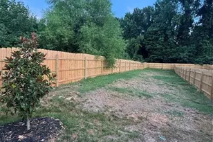 4811 Victoria Ave, Charlotte, NC 28269 - Photo 12