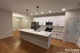 4811 Victoria Ave, Charlotte, NC 28269 - Photo 2