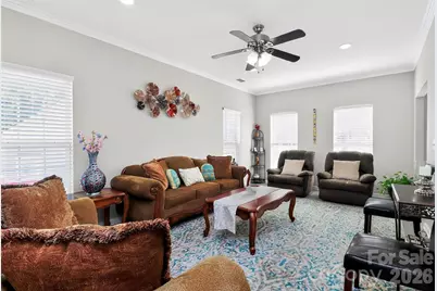 1811 Jeffrey Bryan Drive, Charlotte, NC 28213 - Photo 8