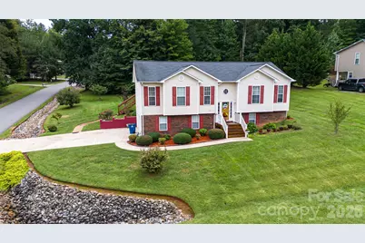 142 Doe Run, Morganton, NC 28655 - Photo 2