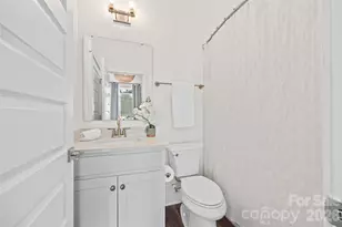 1229 Lomax Ave, Charlotte, NC 28211 - Photo 18
