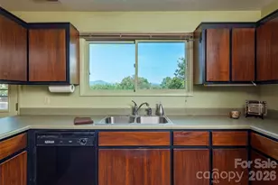127 College Cir, Swannanoa, NC 28778 - Photo 12