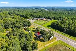 2947 Nc 16 Hwy, Newton, NC 28658 - Photo 12
