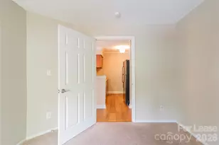 2516 Cranbrook Ln, Charlotte, NC 28207 - Photo 20