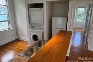 200 Courtland Pl, Asheville, NC 28801 - Photo 8