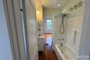 200 Courtland Pl, Asheville, NC 28801 - Photo 14