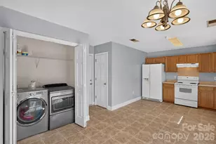 2007 Stepping Stone Ln, Monroe, NC 28110 - Photo 10