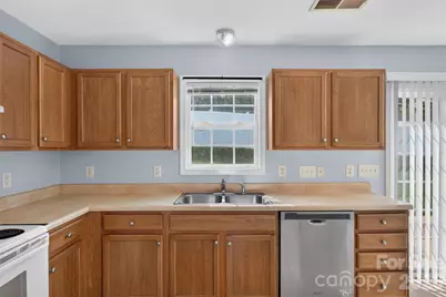 2007 Stepping Stone Lane, Monroe, NC 28110 - Photo 8
