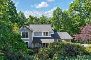 177 SkyView Cir, Asheville, NC 28804 - Photo 1