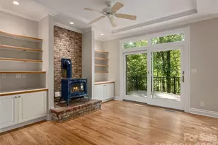 177 SkyView Cir, Asheville, NC 28804 - Photo 10