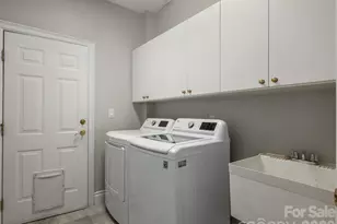 177 SkyView Cir, Asheville, NC 28804 - Photo 22