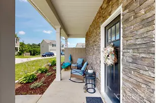 183 Marathon Ln, Candler, NC 28715 - Photo 4