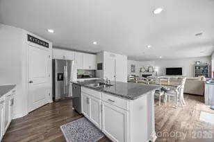 183 Marathon Ln, Candler, NC 28715 - Photo 14
