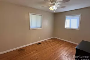 411 E K St, Newton, NC 28658 - Photo 6