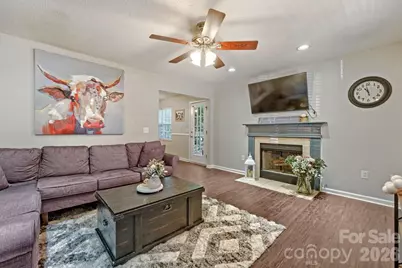 7742 Red Robin Trail, Denver, NC 28037 - Photo 6
