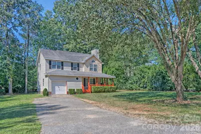 7742 Red Robin Trail, Denver, NC 28037 - Photo 2