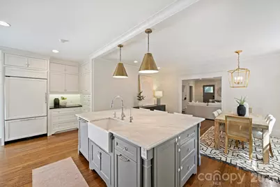 616 E Tremont Avenue, Charlotte, NC 28203 - Photo 16