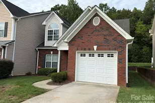 4746 Braxton Gate Ln, Hickory, NC 28602 - Photo 2