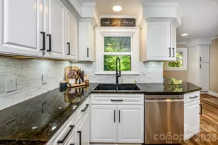 508 Berkshire Dr, Statesville, NC 28677 - Photo 14