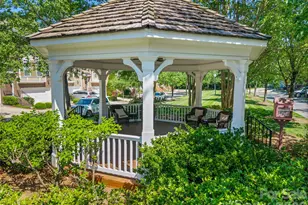 7810 Springs Village Ln, Charlotte, NC 28226 - Photo 44