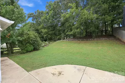 1913 Wilburn Park Lane NW, Charlotte, NC 28269 - Photo 40