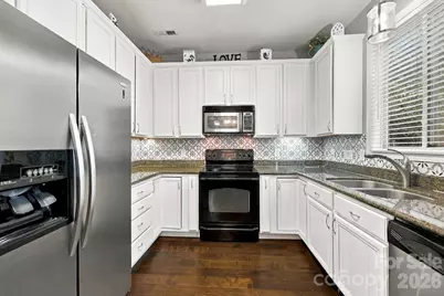 1913 Wilburn Park Lane NW, Charlotte, NC 28269 - Photo 6