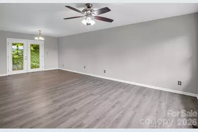 117 Drexel Road, Hendersonville, NC 28739 - Photo 8
