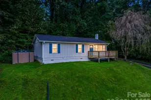 117 Drexel Rd, Hendersonville, NC 28739 - Photo 2