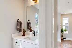 1022 Margaret Brown St, Charlotte, NC 28202 - Photo 12
