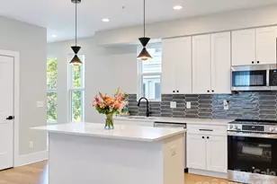 1022 Margaret Brown St, Charlotte, NC 28202 - Photo 8