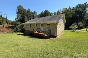 670 Mt Pleasant Rd W, Mount Pleasant, NC 28124 - Photo 16