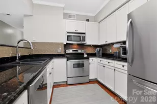 1315 East Blvd, Charlotte, NC 28203 - Photo 10
