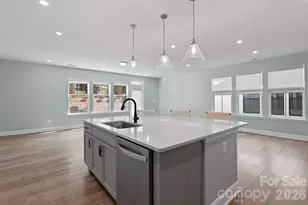 6113 Mariemont Cir, Charlotte, NC 28226 - Photo 8