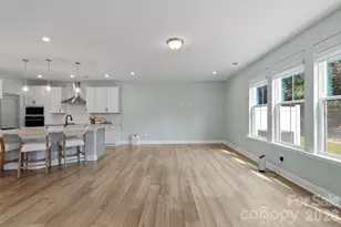 6113 Mariemont Cir, Charlotte, NC 28226 - Photo 12