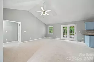 205 Sunrise Ridge Dr, Salisbury, NC 28146 - Photo 4