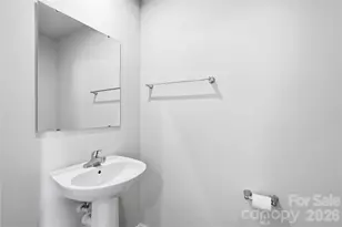 2014 Silver Crk Rd, Charlotte, NC 28214 - Photo 12