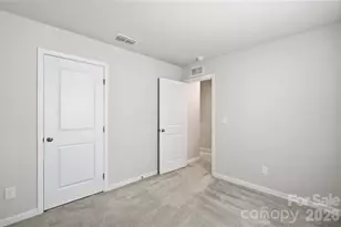 2014 Silver Crk Rd, Charlotte, NC 28214 - Photo 28