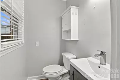 7033 Starvalley Drive, Charlotte, NC 28210 - Photo 10