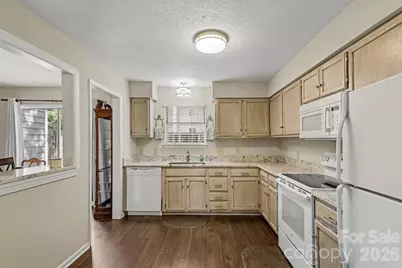 3272 Heathstead Place, Charlotte, NC 28210 - Photo 8